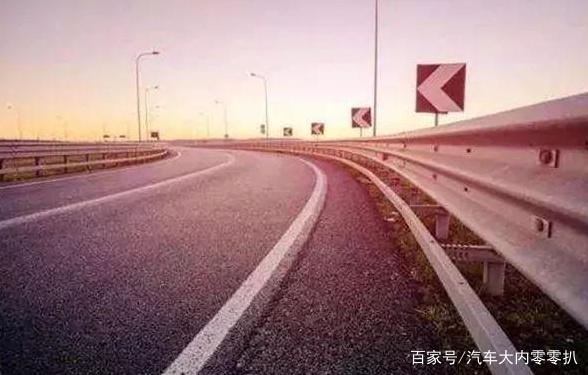 高速上為什么是限速120,而不是130呢?知道實情后再也不敢超速了