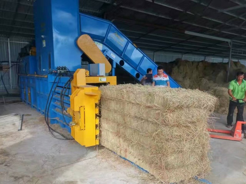 麥草秸稈打包機mmexport1486143120556