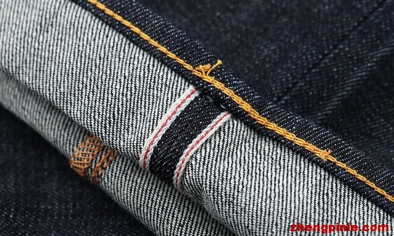 在EVISU中那兩條值錢的布邊叫做赤耳,赤耳的顏色各種各樣.不過更重要的是,這是區分真假EVISU的主要看點